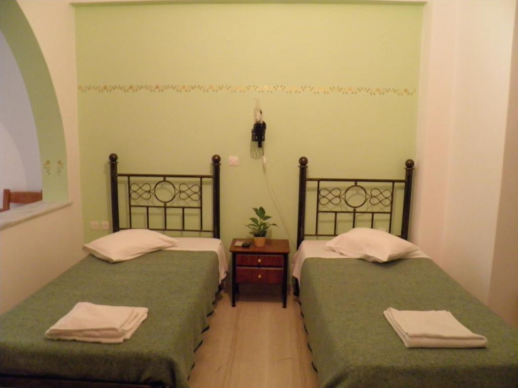 Mirsini Pansion Hotel Картерадос Екстериор снимка