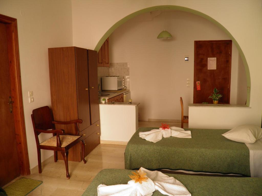 Mirsini Pansion Hotel Картерадос Стая снимка